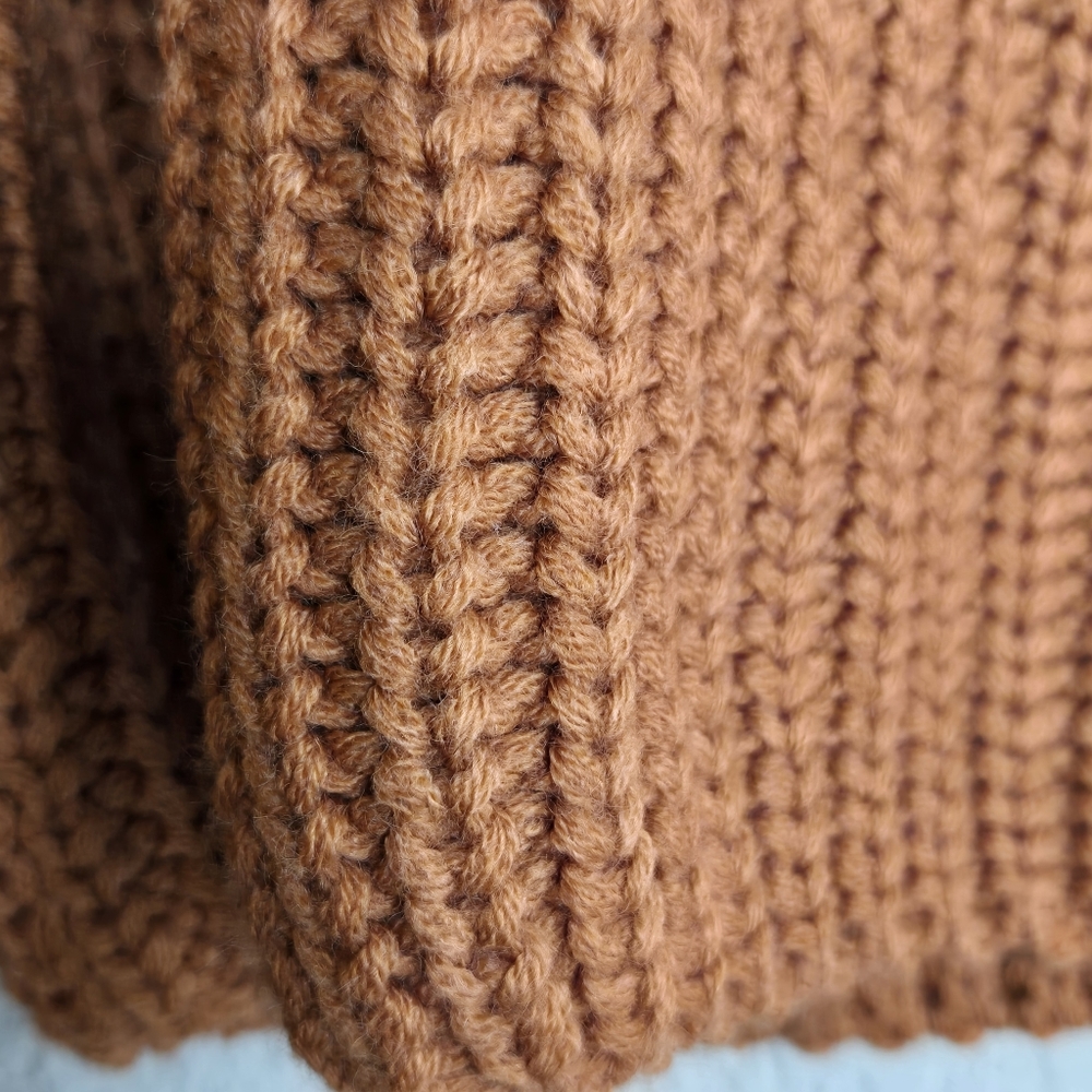 Moon & Madison- Knit Pullover Sweater - Picture 4 of 7